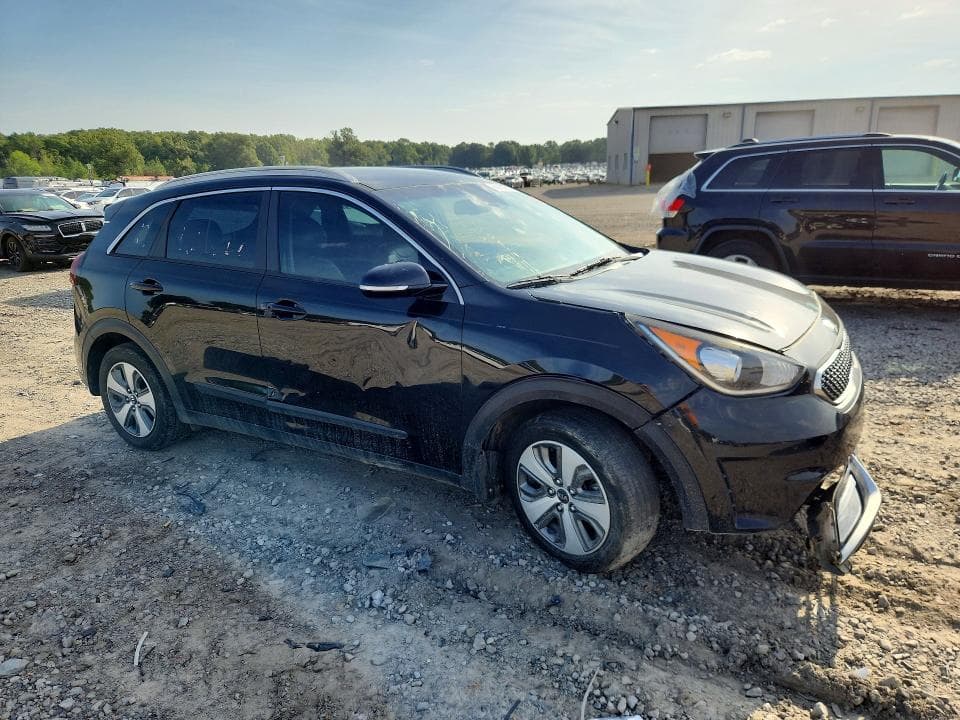 2019 KIA NIRO EX 4