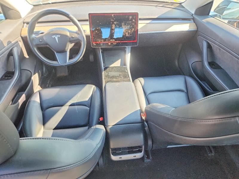 2018 TESLA MODEL 3 8
