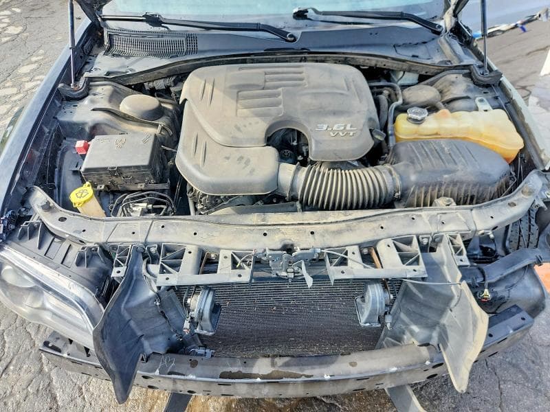 2019 CHRYSLER 300 S 11
