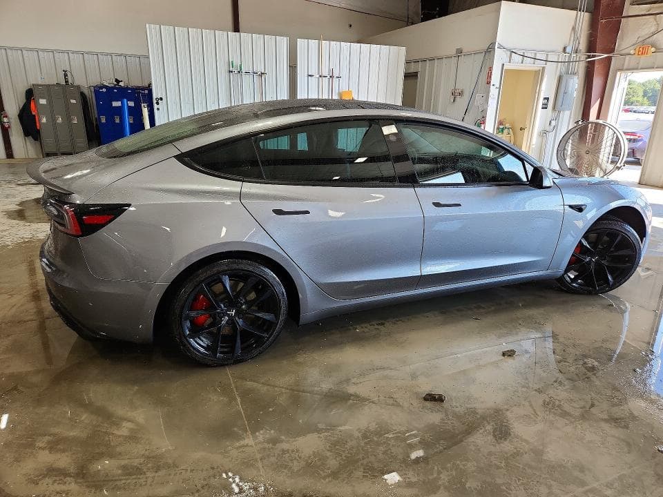 2024 TESLA MODEL 3 3