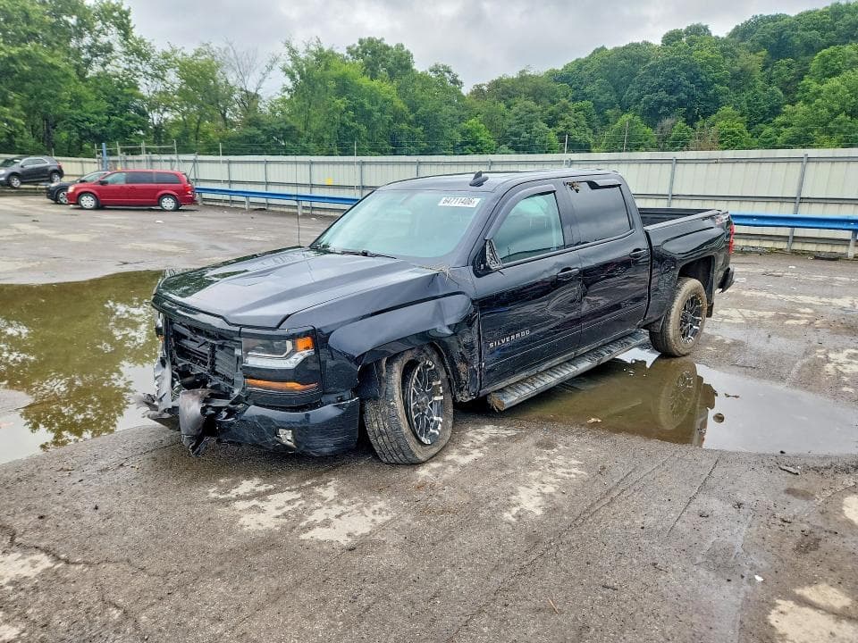 2017 CHEVROLET SILVERADO K1500 LT - 1