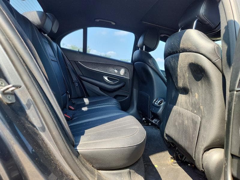 2017 MERCEDES-BENZ E 300 4MATIC 10