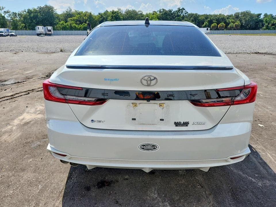 2025 TOYOTA CAMRY XSE 6