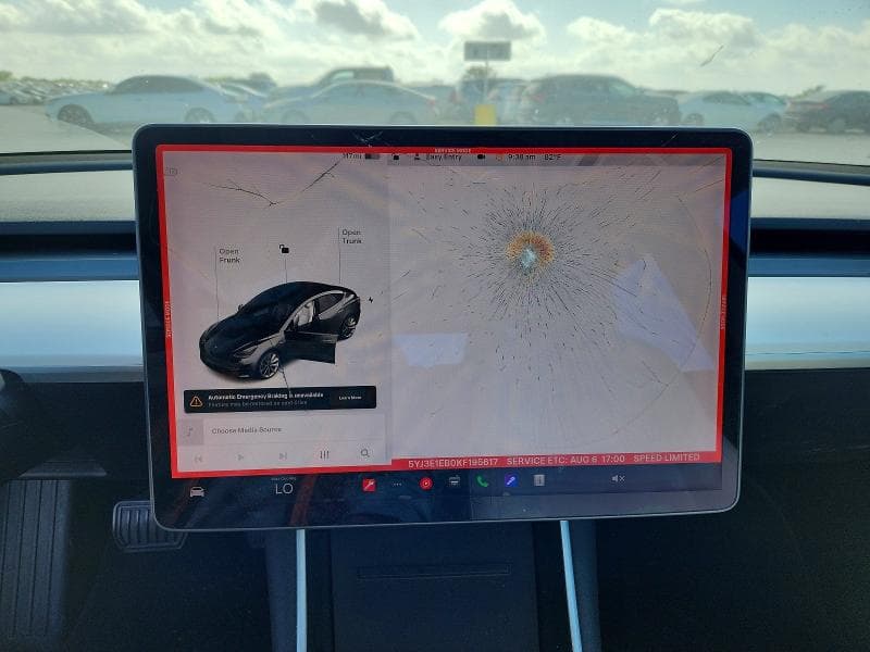 2019 TESLA MODEL 3 9