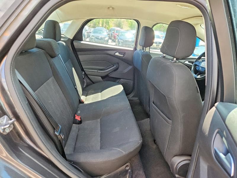 2018 FORD FOCUS SE 10