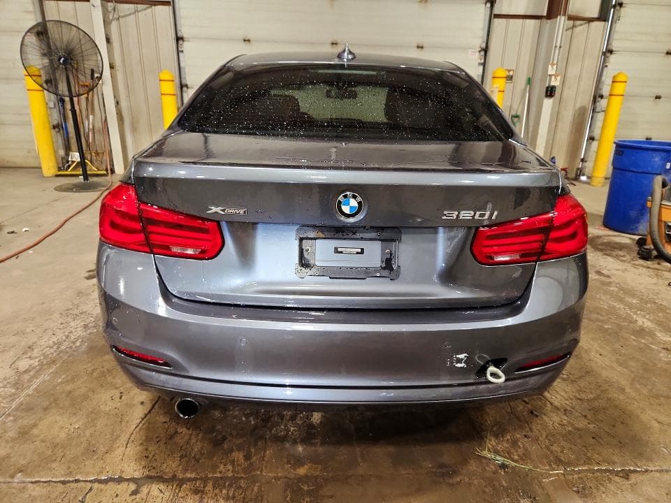 2018 BMW 320 XI 6