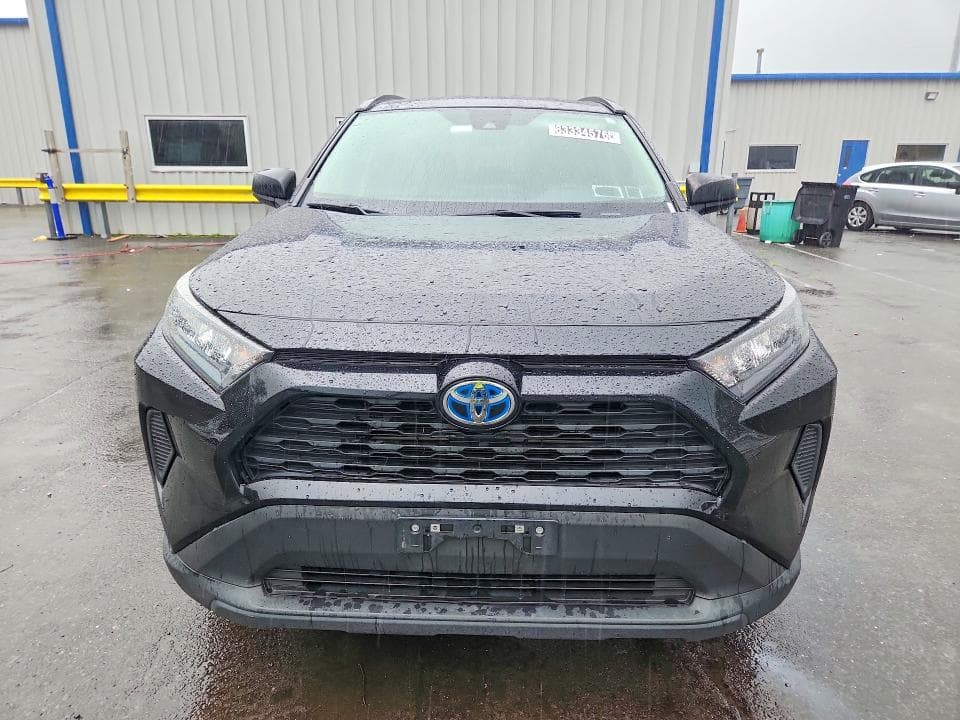 2021 TOYOTA RAV4 LE 5