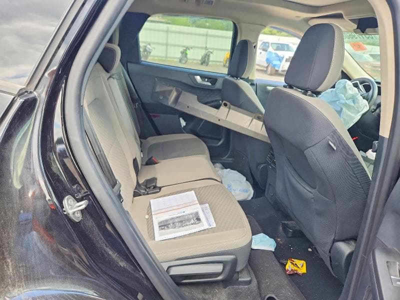 2020 FORD ESCAPE SE 11