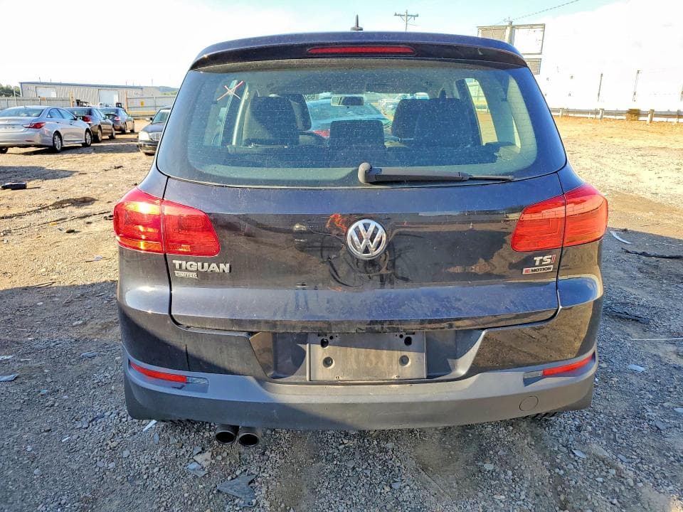 2017 VOLKSWAGEN TIGUAN S 6