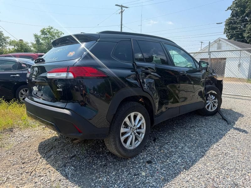 2024 TOYOTA COROLLA CROSS LE 14