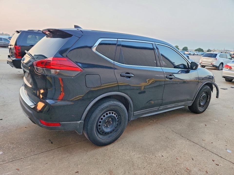 2017 NISSAN ROGUE S 3