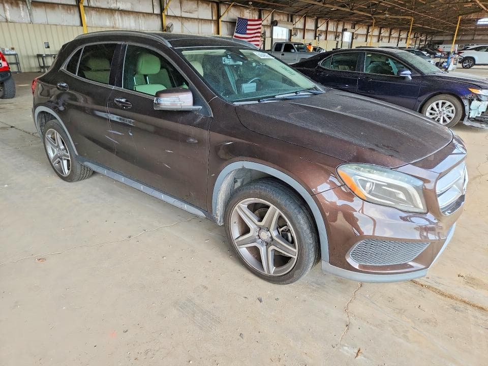 2017 MERCEDES-BENZ GLA 250 4MATIC 4