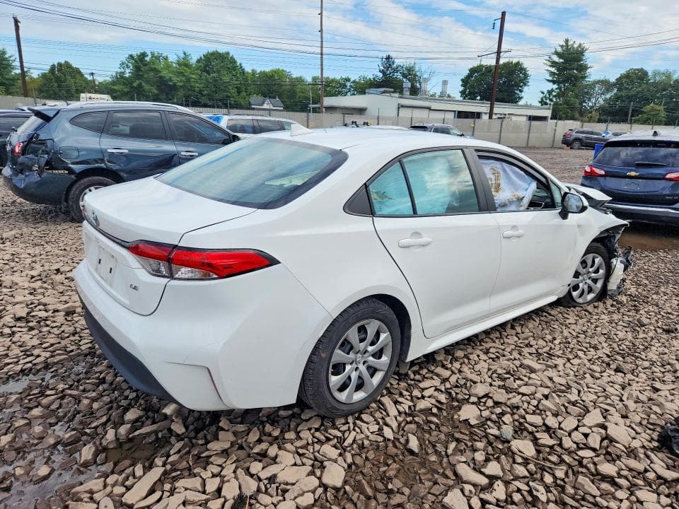 2023 TOYOTA COROLLA LE 3