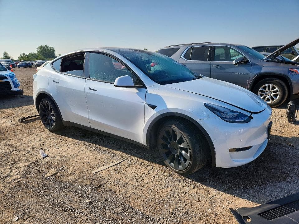 2022 TESLA MODEL Y 4