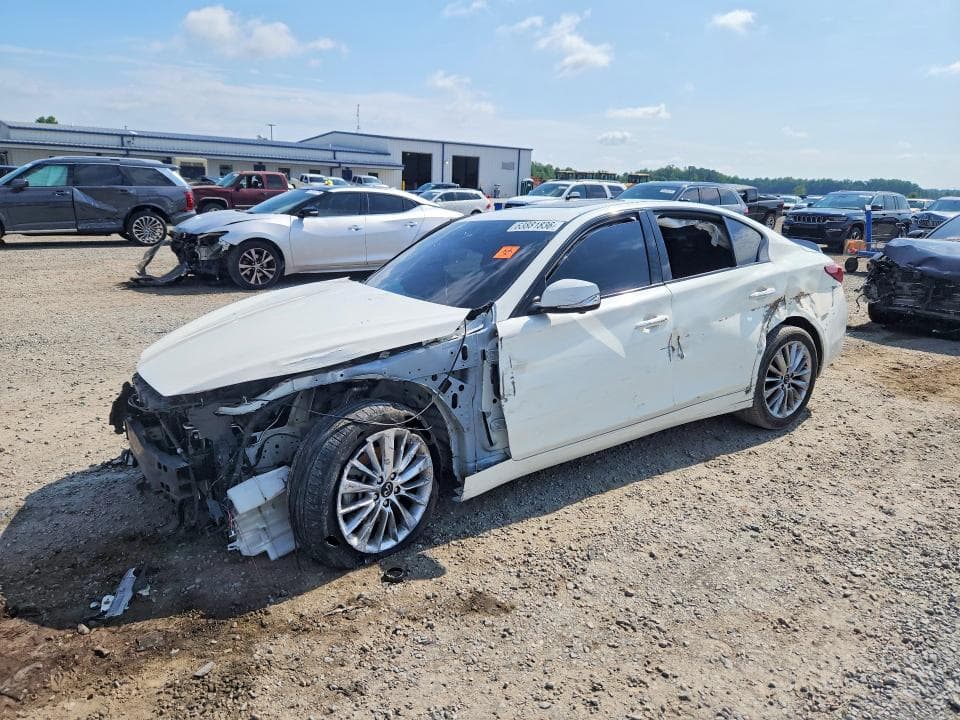 2021 INFINITI Q50 LUXE - 1