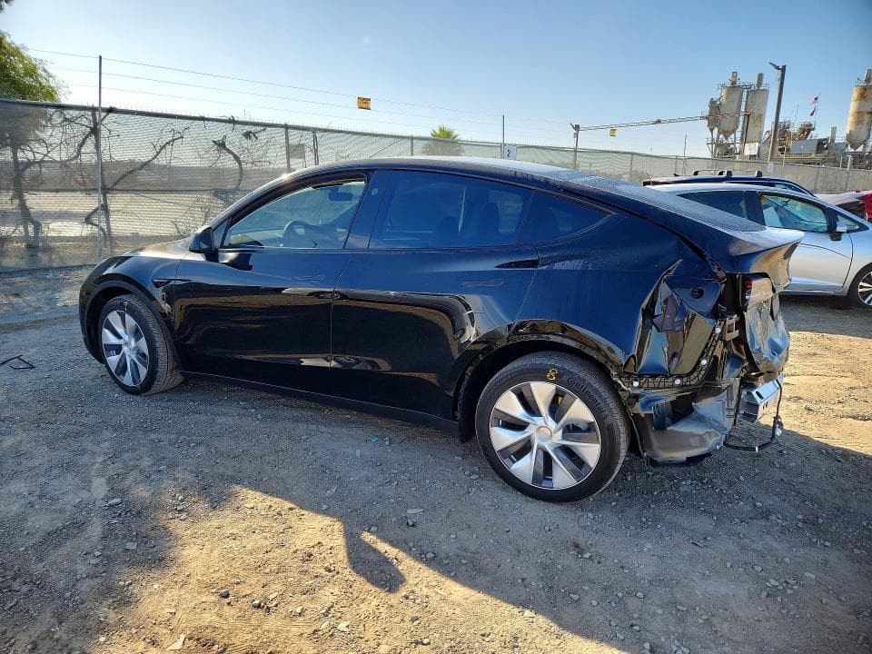2023 TESLA MODEL Y 2