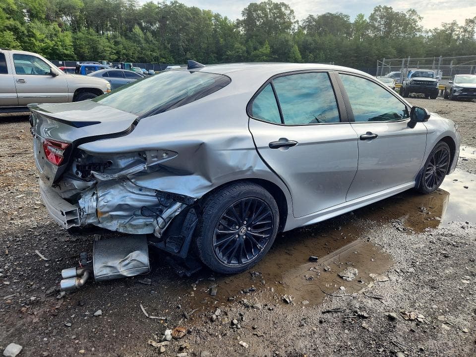 2021 TOYOTA CAMRY SE NIGHTSHADE 3