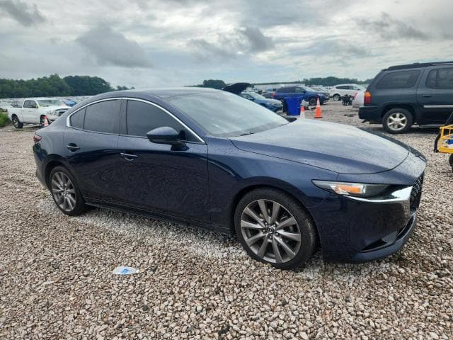 2019 MAZDA 3 4