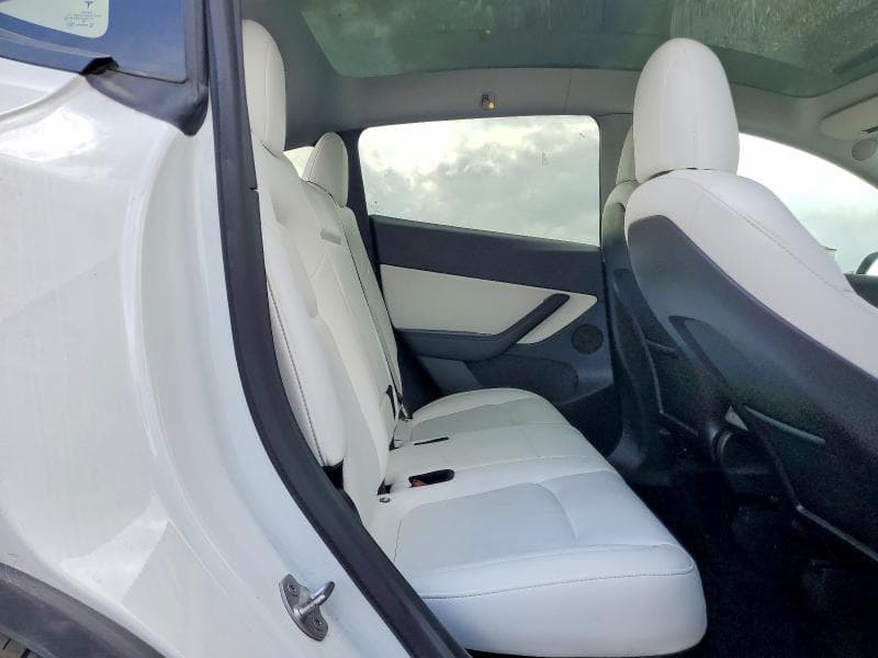 2021 TESLA MODEL Y 11