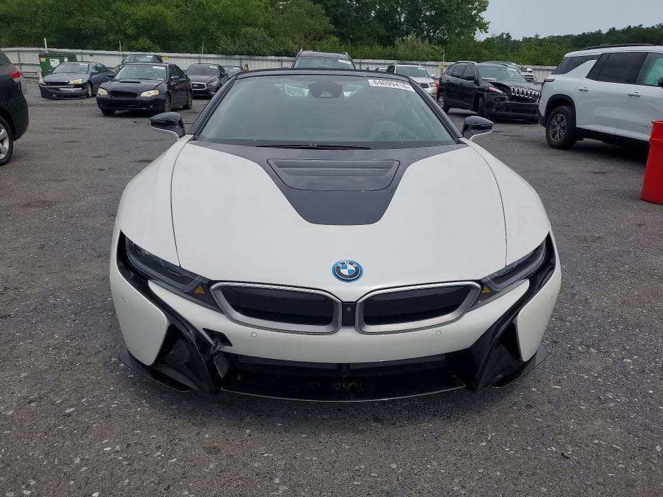 2019 BMW I8 5