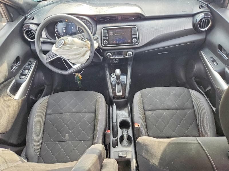 2019 NISSAN KICKS SV 8