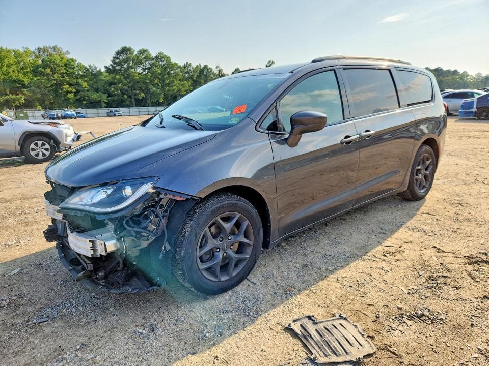 2018 CHRYSLER PACIFICA TOURING L - 1