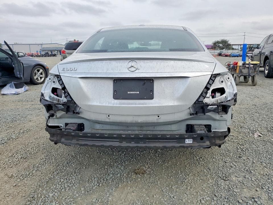 2019 MERCEDES-BENZ E 300 6