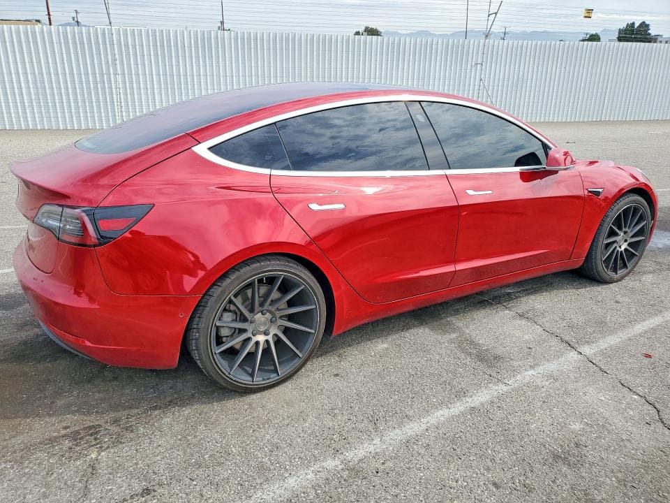 2018 TESLA MODEL 3 3