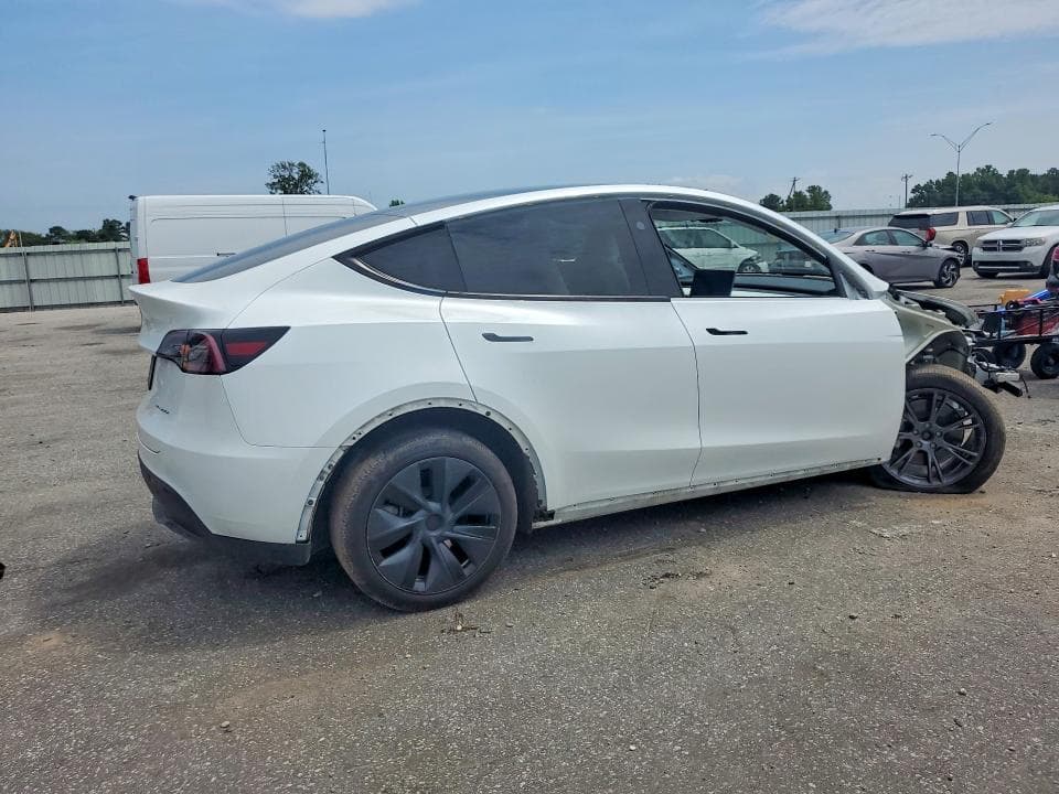 2025 TESLA MODEL Y 3