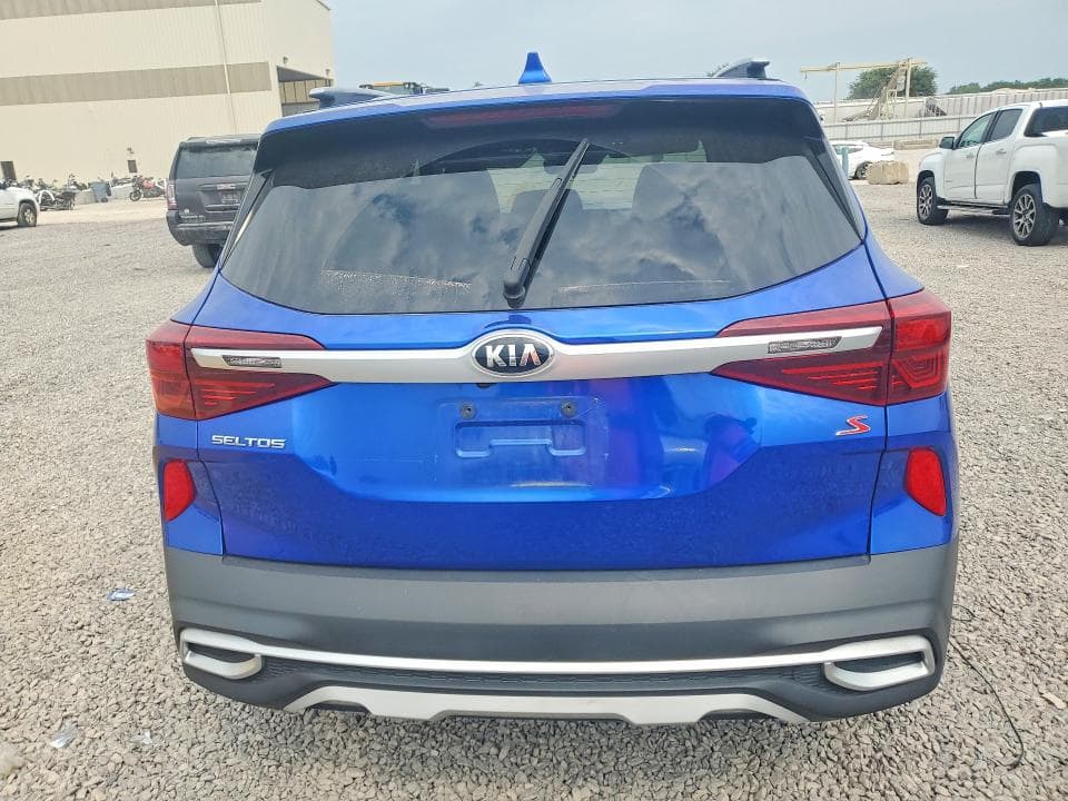 2021 KIA SELTOS S 6