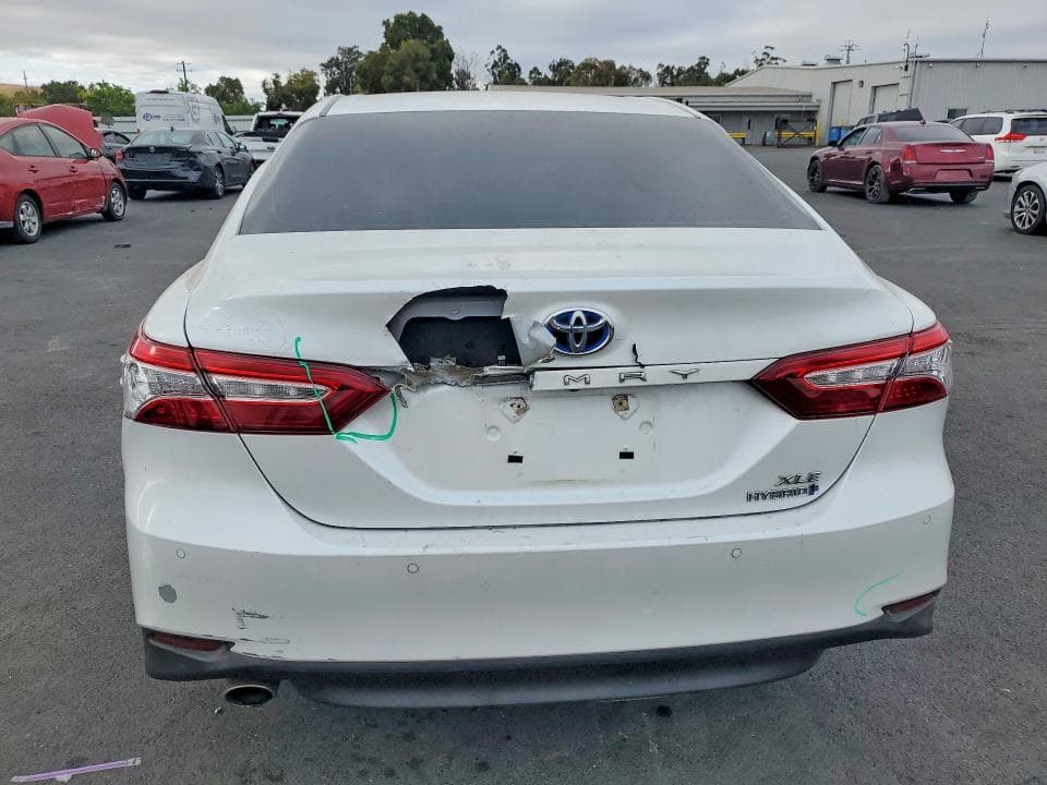 2018 TOYOTA CAMRY HYBRID XLE 6