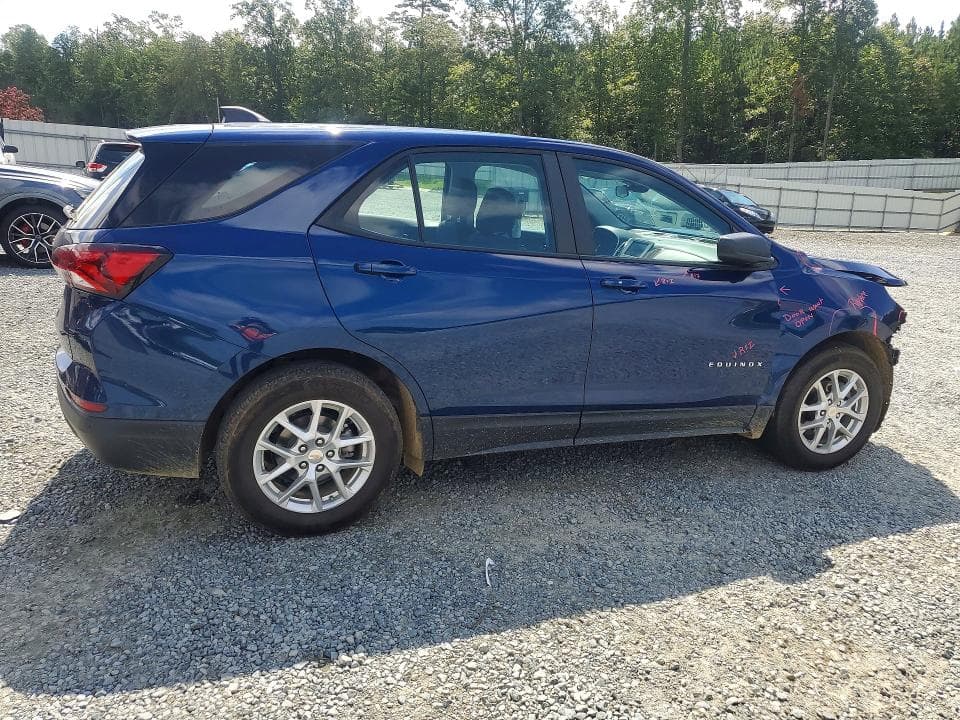 2023 CHEVROLET EQUINOX LS 3