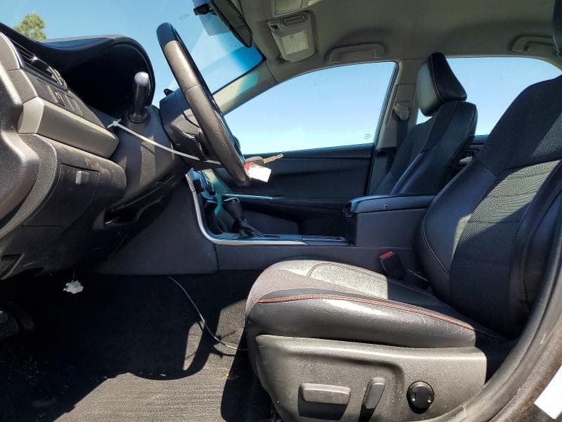 2017 TOYOTA CAMRY SE 7