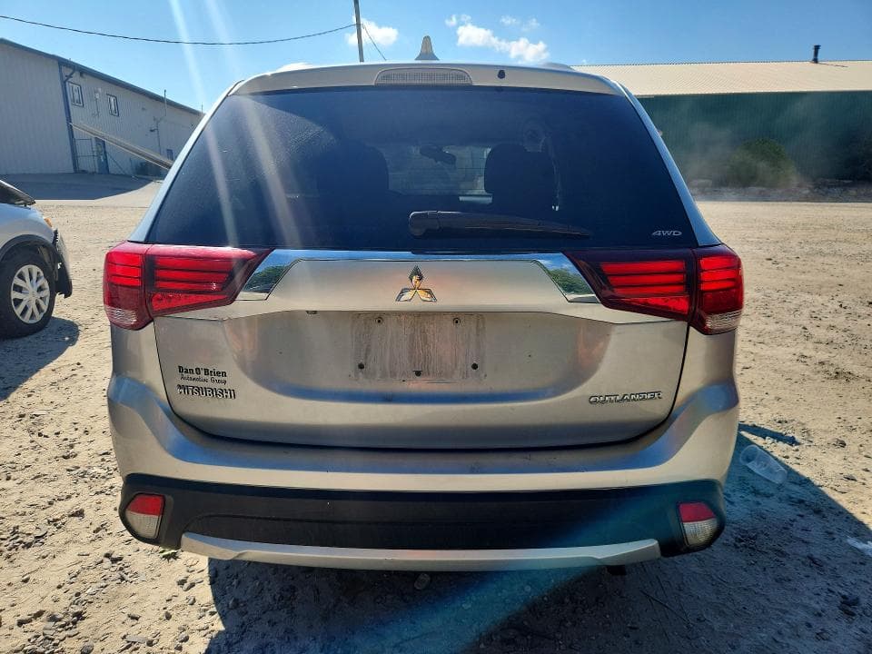 2018 MITSUBISHI OUTLANDER SE 6