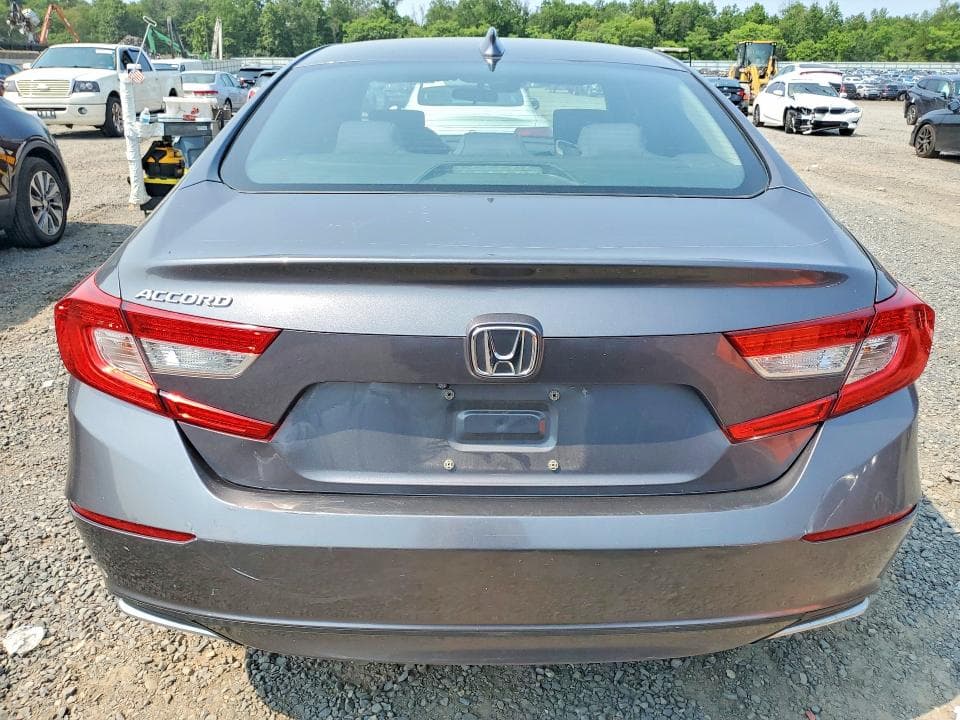 2018 HONDA ACCORD LX 6