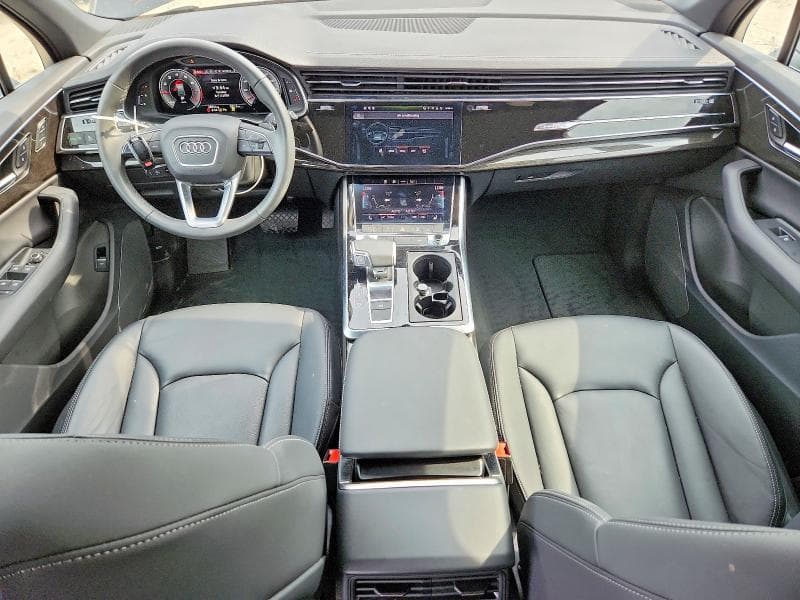 2025 AUDI Q7 PREMIUM 8