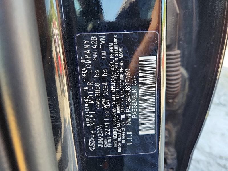 2024 HYUNDAI ELANTRA LIMITED 12