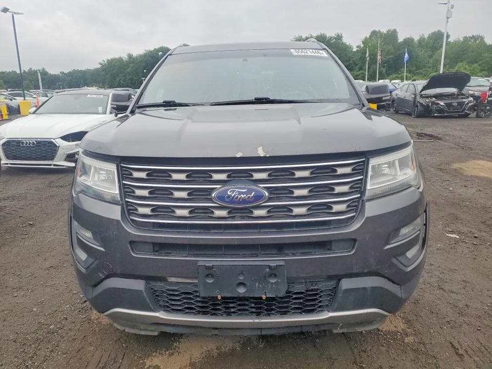 2017 FORD EXPLORER XLT 5