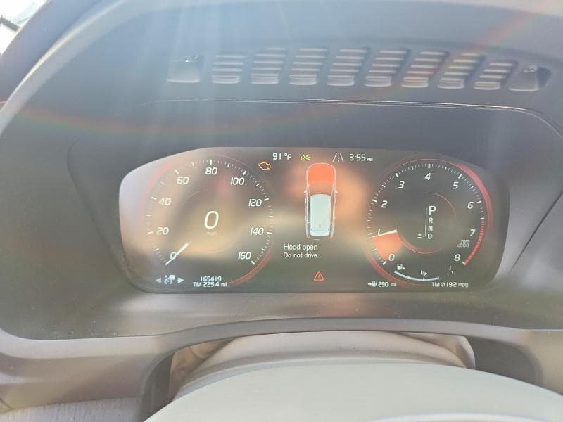 2020 VOLVO XC90 T6 MOMENTUM 9