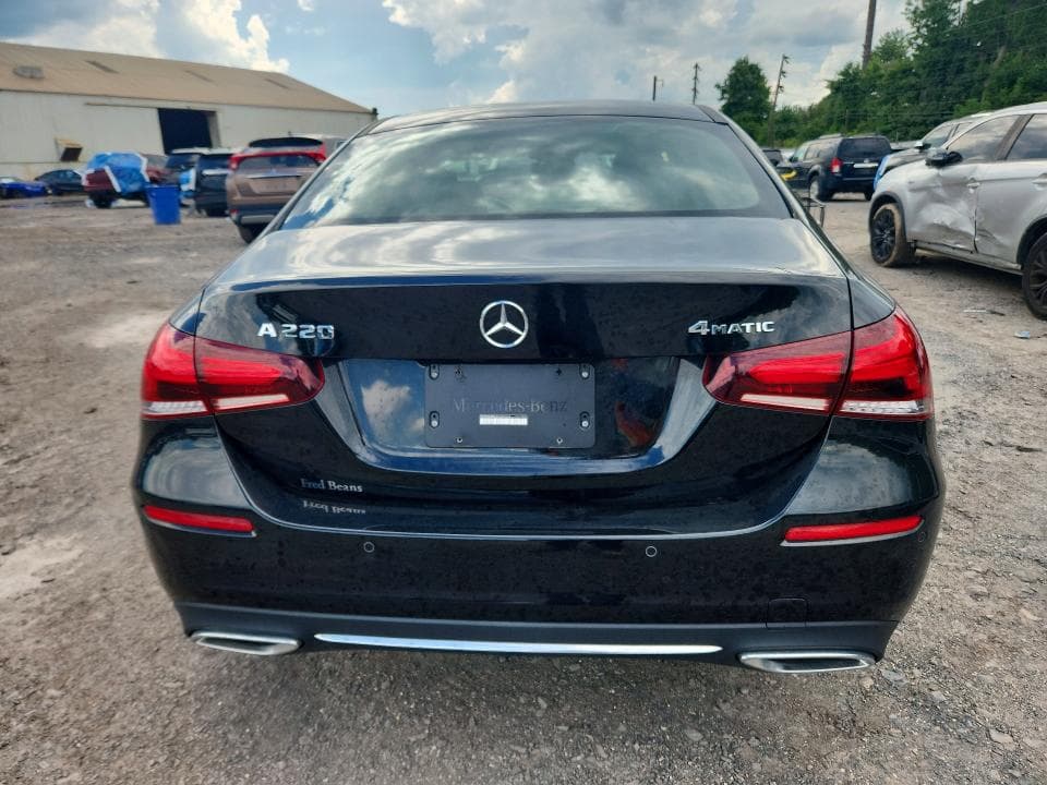 2022 MERCEDES-BENZ A 220 4MATIC 6