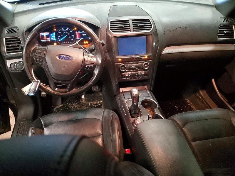 2017 FORD EXPLORER XLT 8