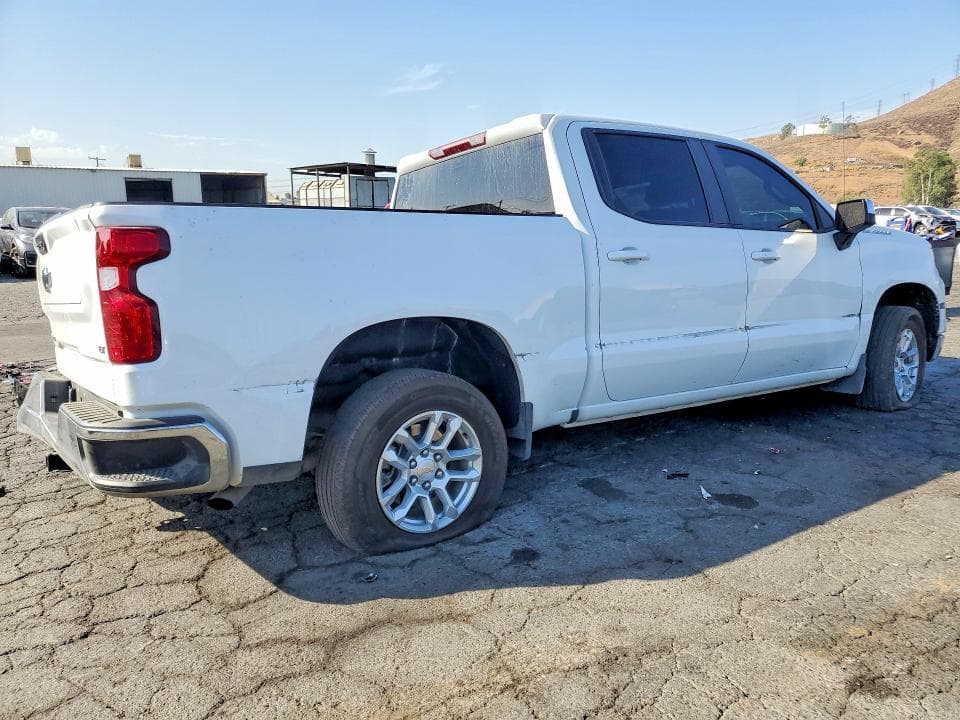 2025 CHEVROLET SILVERADO C1500 LT 3