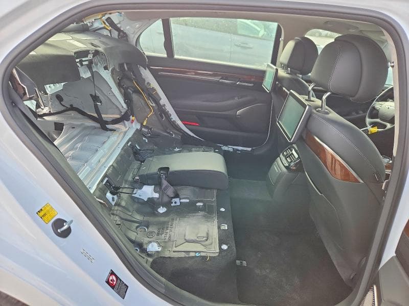 2019 GENESIS G90 ULTIMATE 10