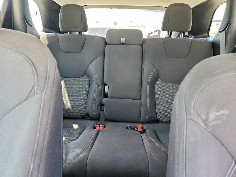 2021 JEEP CHEROKEE LATITUDE 10