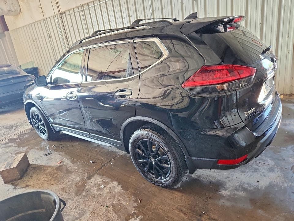 2018 NISSAN ROGUE SV 2