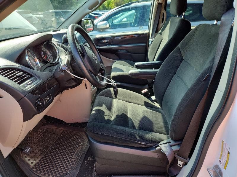 2017 DODGE GRAND CARAVAN SE 7