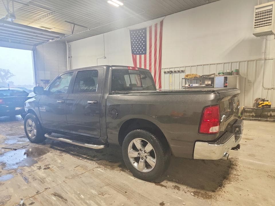 2017 RAM 1500 SLT 2