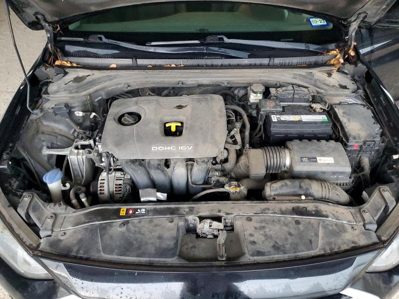 2018 HYUNDAI ELANTRA SE 11