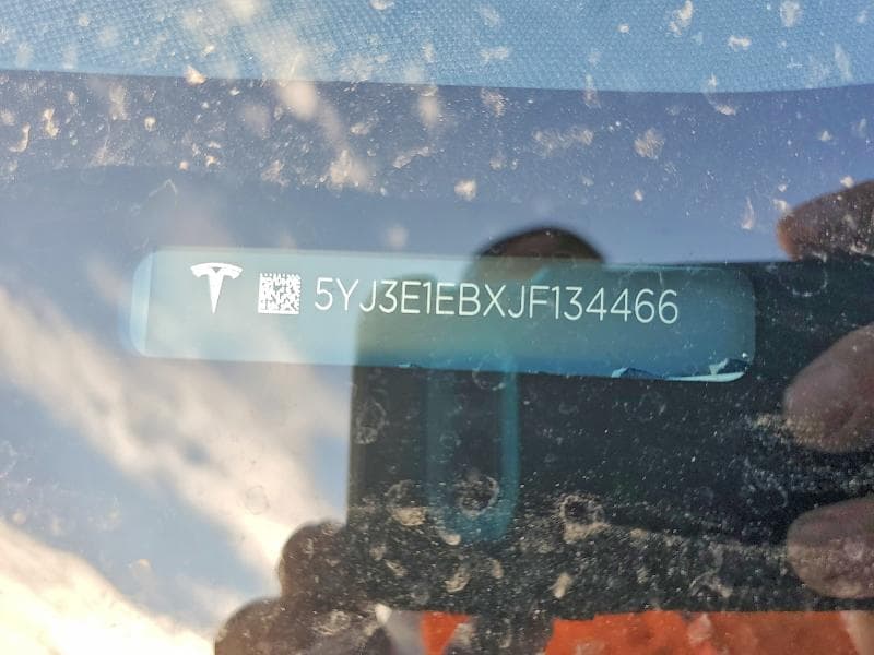 2018 TESLA MODEL 3 12