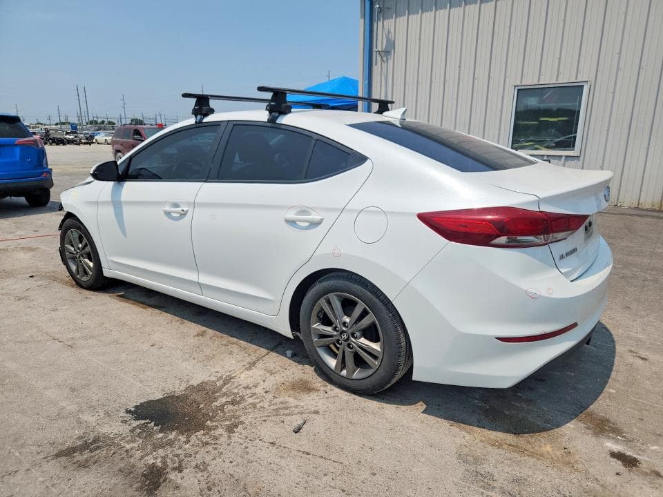 2017 HYUNDAI ELANTRA SE 2
